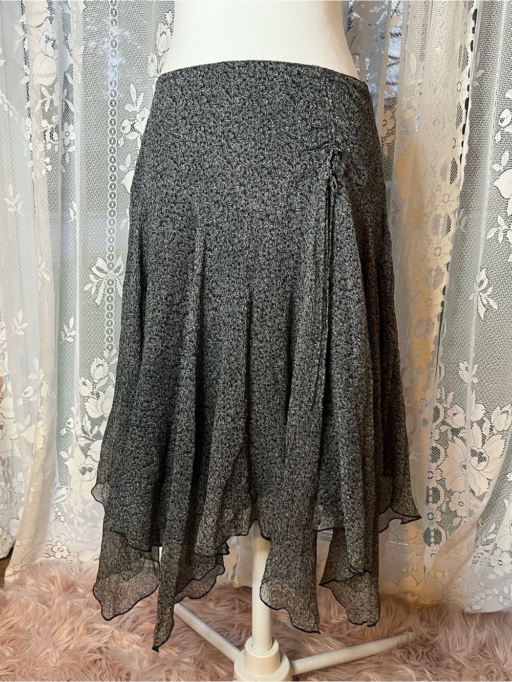 100% Silk Fairy Whimsygoth Nine West Black Handkerchief Hem Asymmetrical Skirt